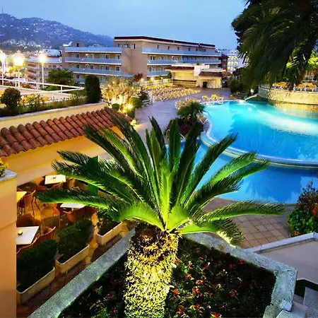 Aparthotel Guitart 3*